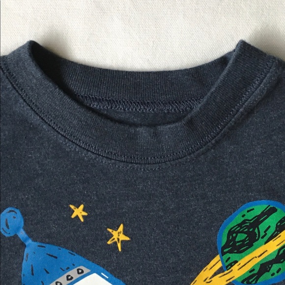 Space shirt size 3T astronaut spaceship black top rocket planets Saturn stars - Picture 5 of 16